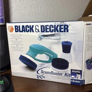 Black & Decker ScumBuster
Cordless Wet Scrubber Model
SB400 Needs New Battery